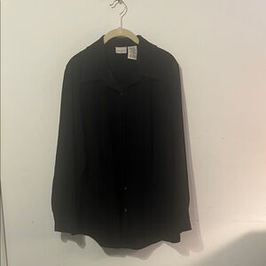 White Stag Women's 16W Casual Black Button-Down Shirt